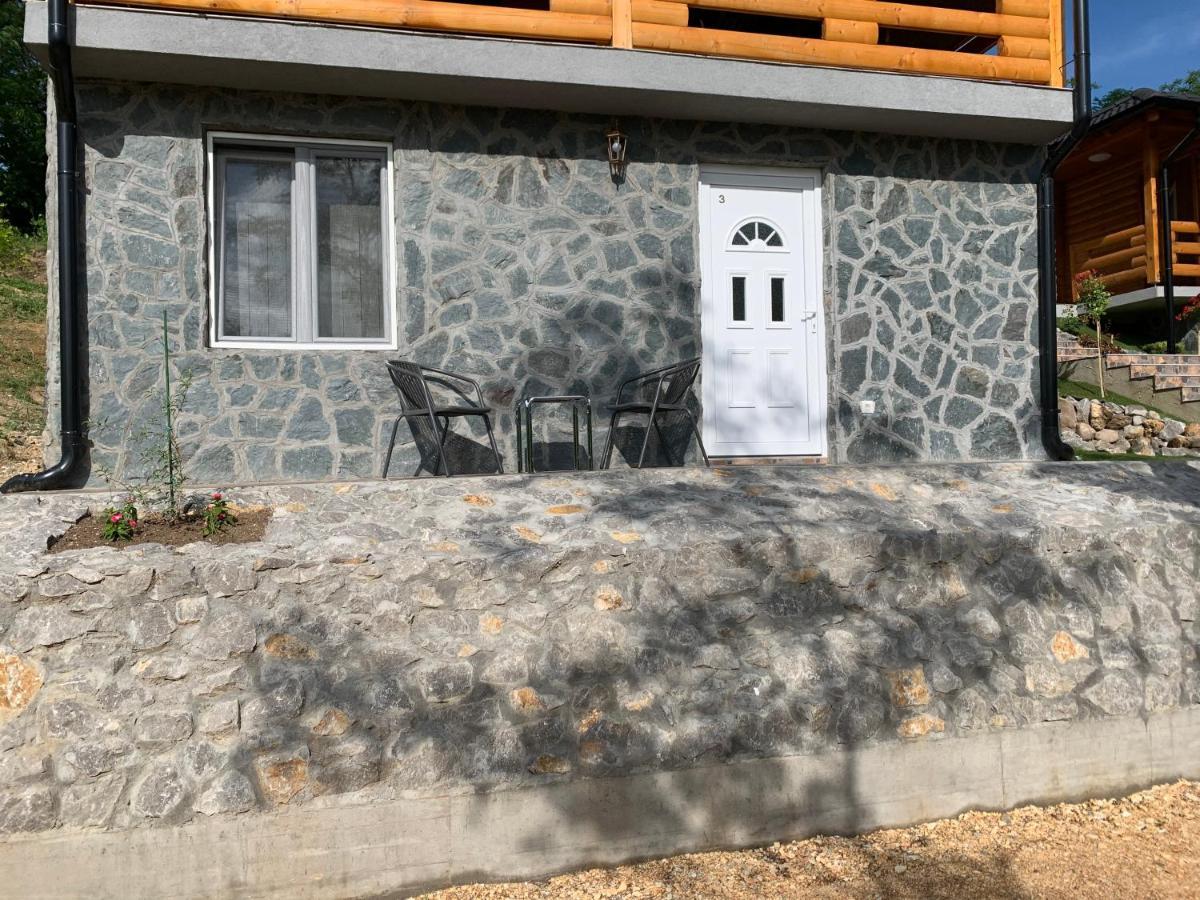 Boja Zalaska - Kameni Apartman Jagodina Esterno foto