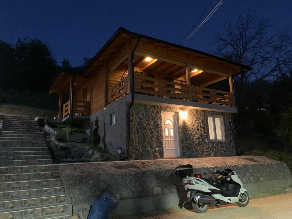 Boja Zalaska - Kameni Apartman Jagodina Esterno foto