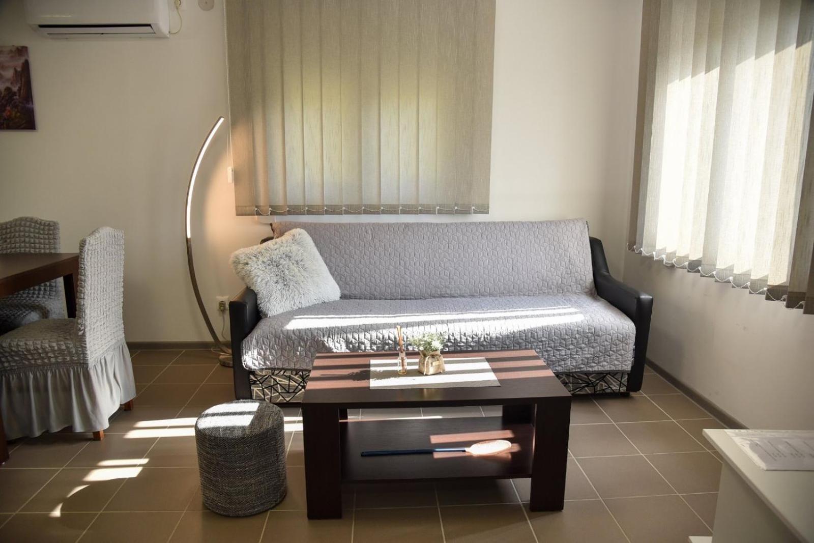 Boja Zalaska - Kameni Apartman Jagodina Esterno foto